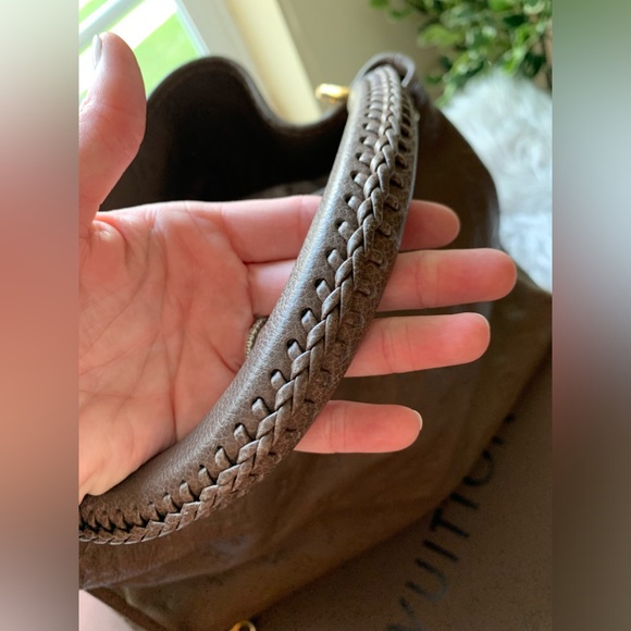 Louis Vuitton Artsy MM Monogram Empreinte Bag - Picture 3 of 16